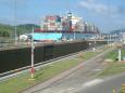 Exiting the Miraflores Locks 15m higher than Pacific Ocean sea level,
the ship heads towards the Atlantic Ocean 80km away