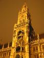 The towering neo-Gothic Neues Rathaus at Marienplatz