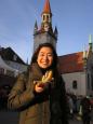 Keiko gets into the local Bratwrst at the Viktualienmarkt